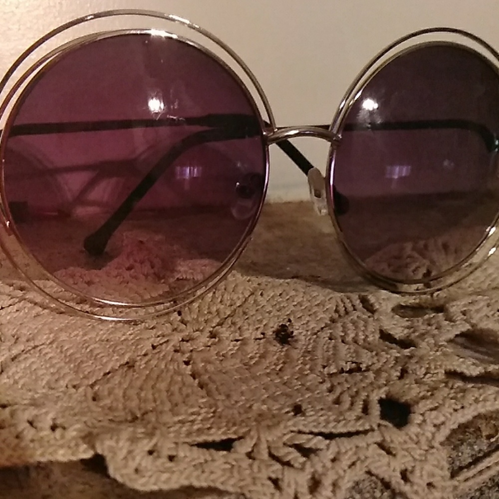 SHADES